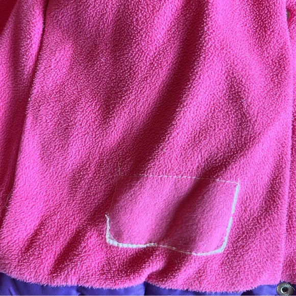 Carter’s Winter jacket and bib pants, 3yo - Picture 9 of 11